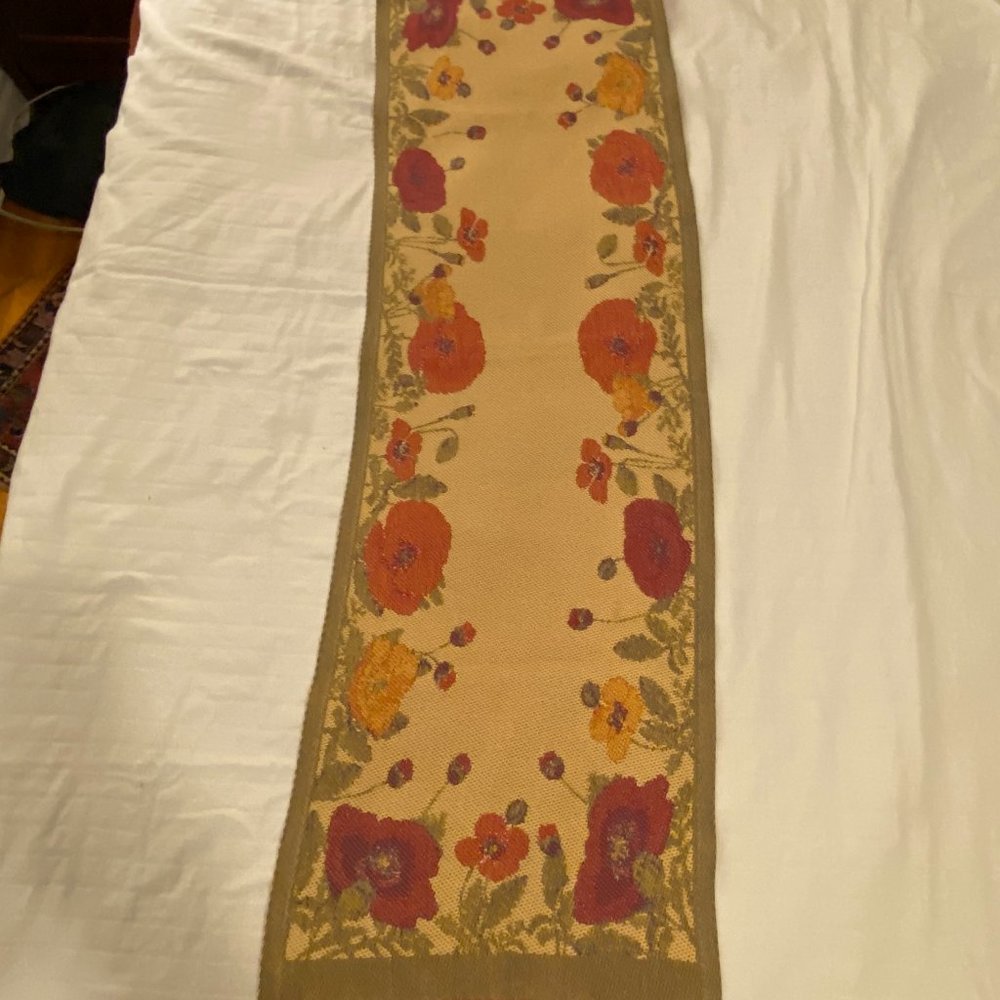 poppy damask table runner